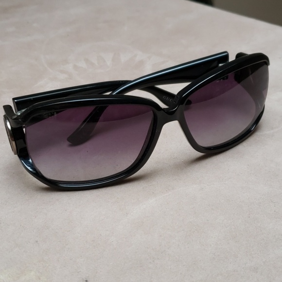 Gucci Medallion Sunglasses - Picture 1 of 7